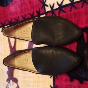 Black SOUL Naturalizer Flat Shoes. Size 8.5